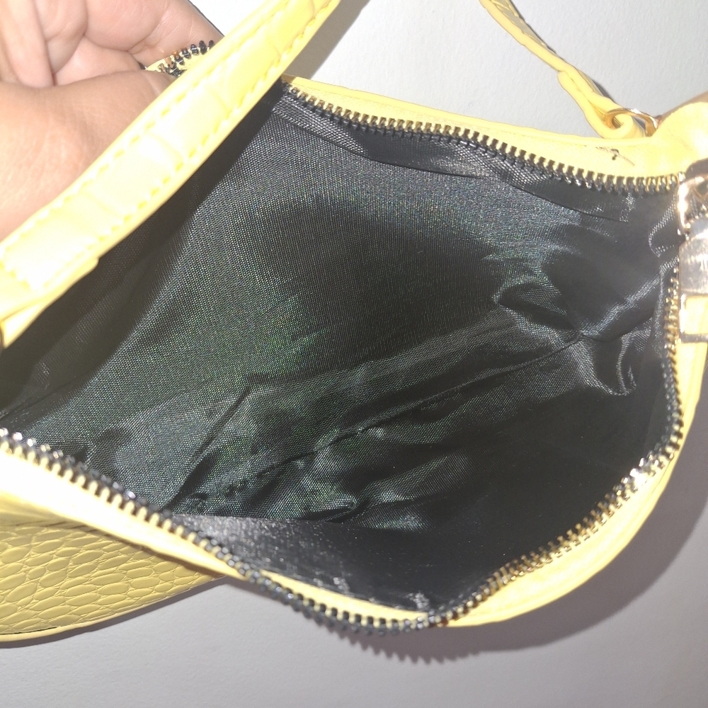 Yellow Crocodile-Embossed Bag - Picture 3 of 6